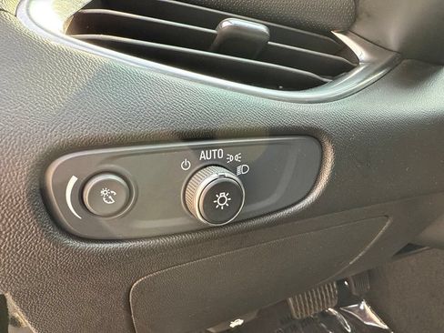 Used 2024 Chevrolet Malibu LT FWD image 21