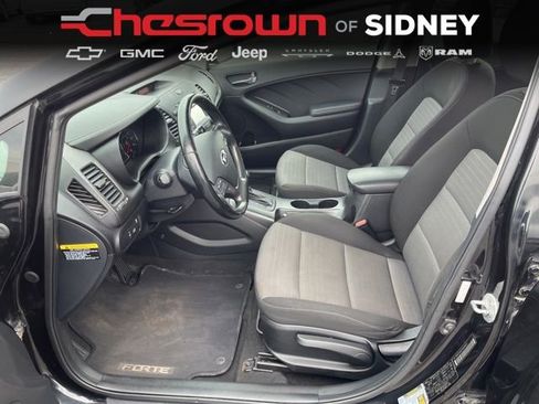 Used 2016 Kia Forte EX FWD image 32