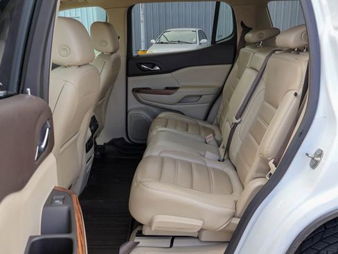 Used 2019 GMC Acadia Denali w/ Technology Package image 9