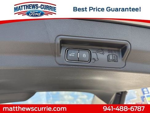New 2026 Ford Explorer Active RWD image 15