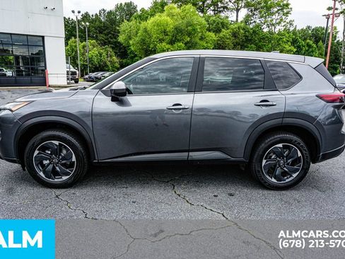 Used 2025 Nissan Rogue SV FWD image 6