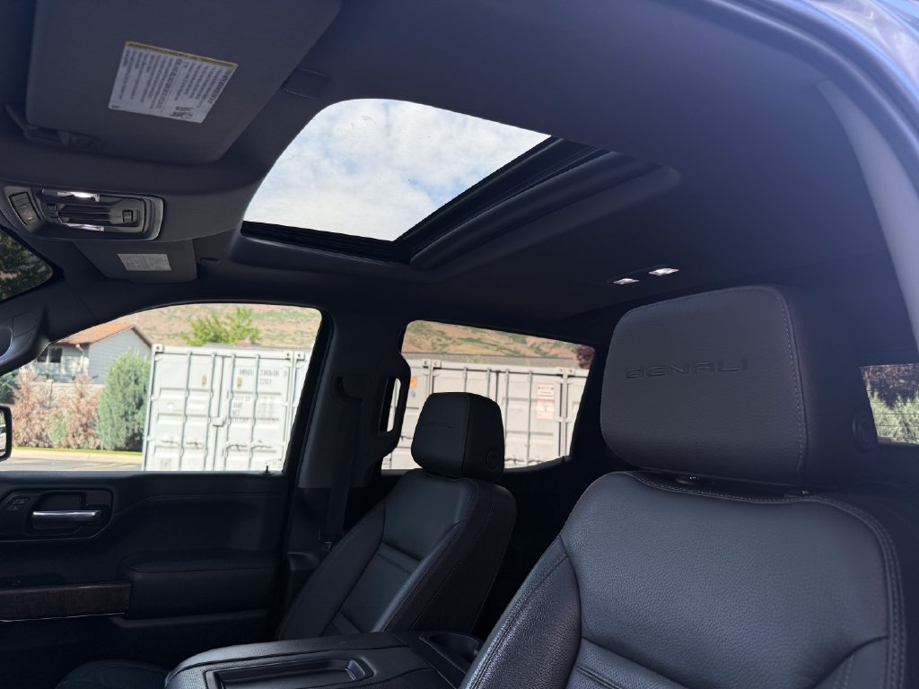 Used 2019 GMC Sierra 1500 Denali w/ Denali Ultimate Package AWD/4WD image 23