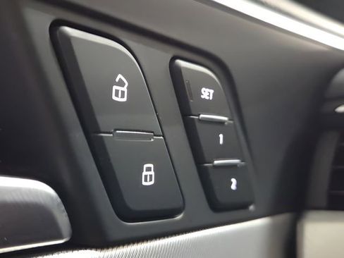 Used 2018 Audi A4 2.0T Premium Plus w/ Premium Plus Package image 22