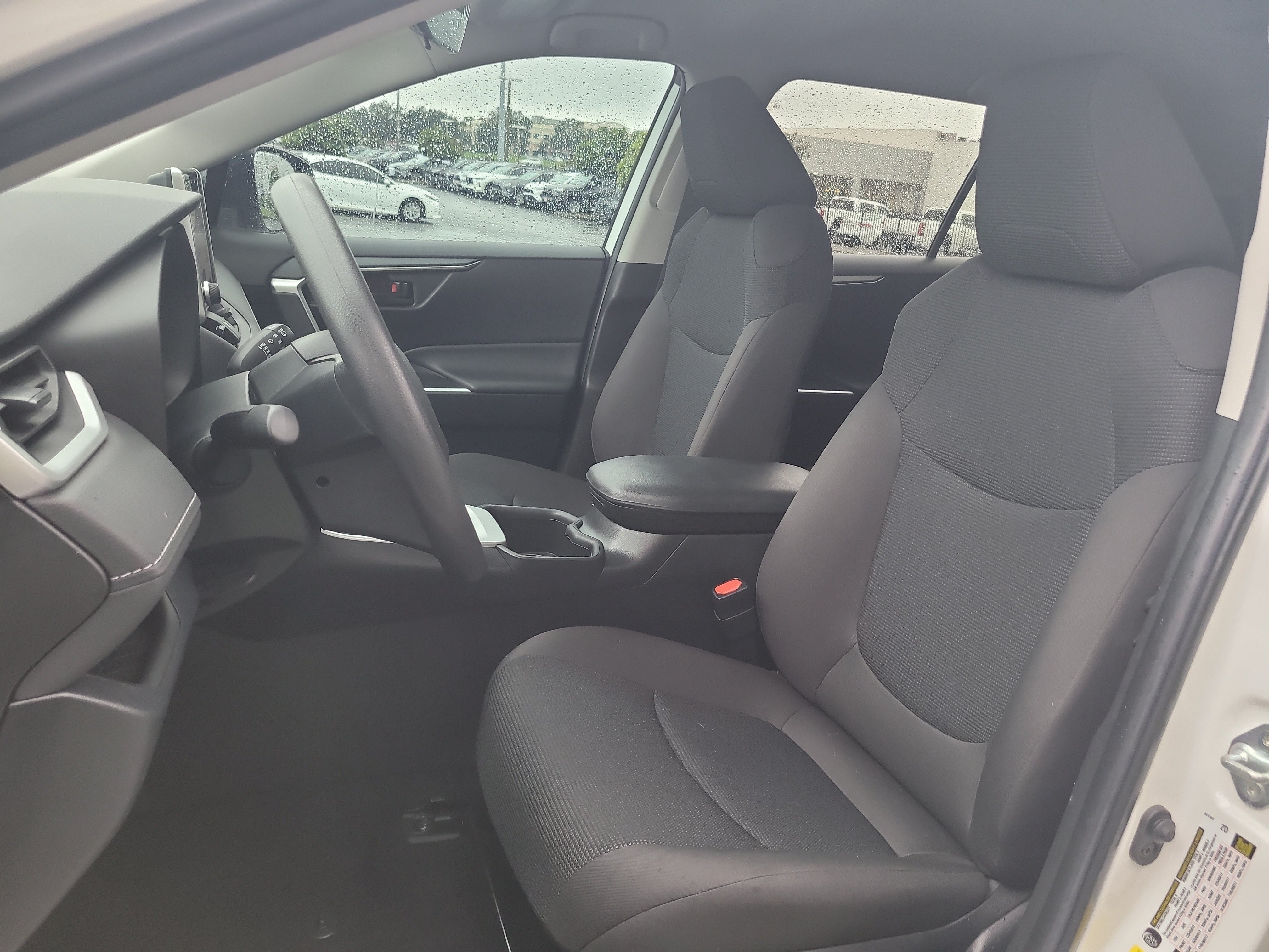 Used 2023 Toyota RAV4 LE AWD/4WD image 19