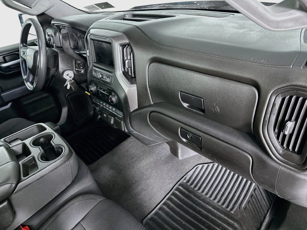 Used 2020 Chevrolet Silverado 1500 Custom w/ Custom Value Package AWD/4WD image 25