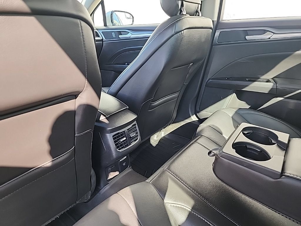 Used 2014 Ford Fusion Titanium FWD image 24