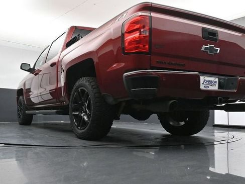 Used 2018 Chevrolet Silverado 1500 LT w/ All Star Edition AWD/4WD image 32