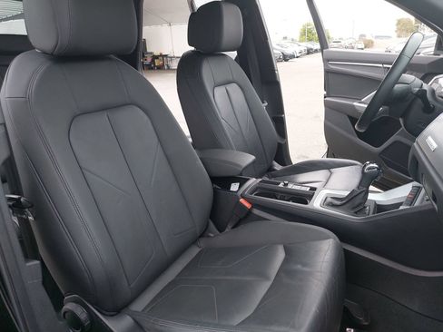 Used 2019 Audi Q3 2.0T Premium w/ Convenience Package AWD/4WD image 10