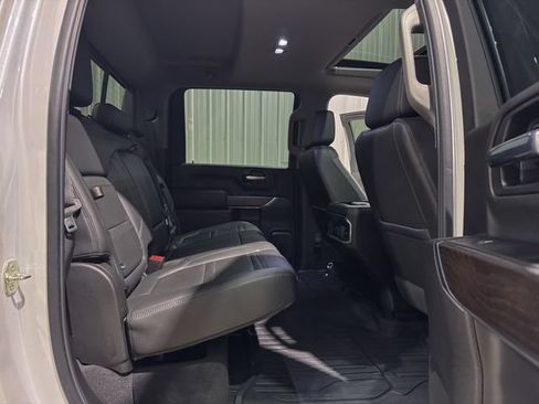Used 2022 GMC Sierra 2500 Denali AWD/4WD image 29