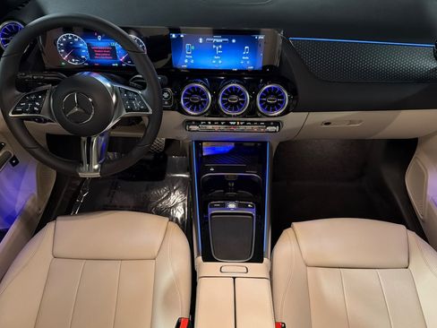 New 2026 Mercedes-Benz GLA 250 image 12