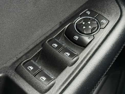 Used 2017 Ford Edge SE AWD/4WD image 23