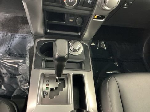 Used 2022 Toyota 4Runner TRD Sport w/ Technology Package AWD/4WD image 21