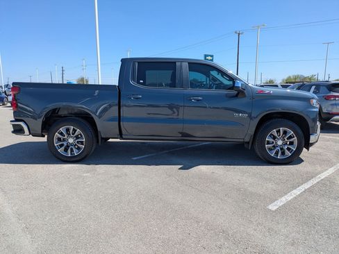 Used 2021 Chevrolet Silverado 1500 LT w/ Texas Edition Plus image 2