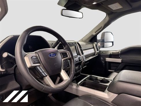 Used 2021 Ford F250 Lariat image 9