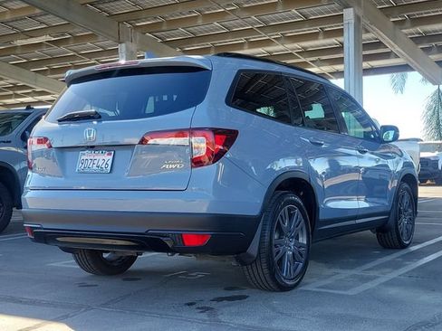 Used 2022 Honda Pilot Sport image 3