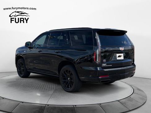 Used 2025 Cadillac Escalade Sport Platinum AWD/4WD image 5