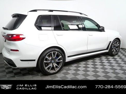 Used 2022 BMW X7 M50i image 2