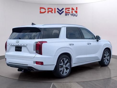 Used 2021 Hyundai Palisade Limited FWD image 5
