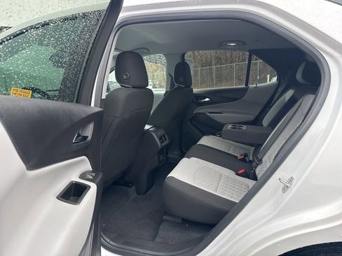 Used 2024 Chevrolet Equinox LS image 15