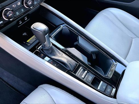 Used 2023 Honda Accord Touring image 16