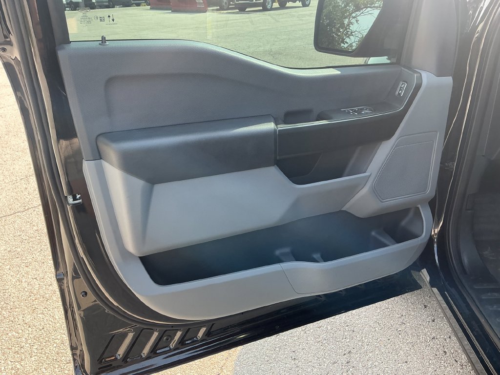 Used 2025 Ford F150 XL AWD/4WD image 16