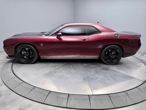 Used 2020 Dodge Challenger SRT Hellcat w/ Plus Package RWD image 8
