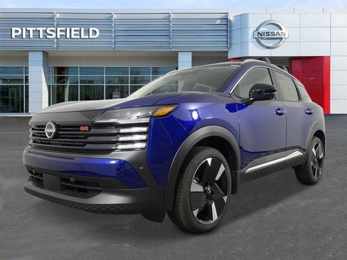 New 2026 Nissan Kicks SR image 7