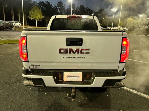 Used 2022 GMC Canyon Elevation Standard w/ Convenience Package image 8