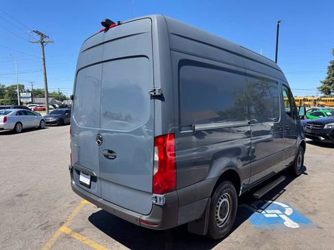 Used 2019 Mercedes-Benz Sprinter 144 image 5
