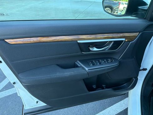 Used 2018 Honda CR-V EX image 19