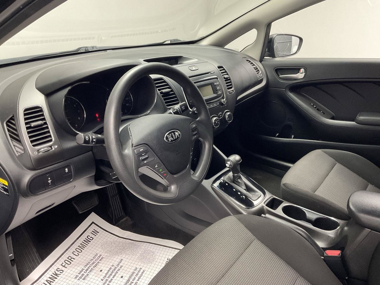 Used 2017 Kia Forte LX FWD image 11