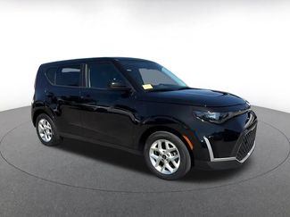 Used 2025 Kia Soul LX w/ LX Technology Package FWD video 2