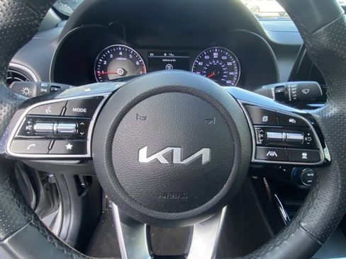 Used 2023 Kia Forte GT-Line w/ GT-Line Premium Package image 16