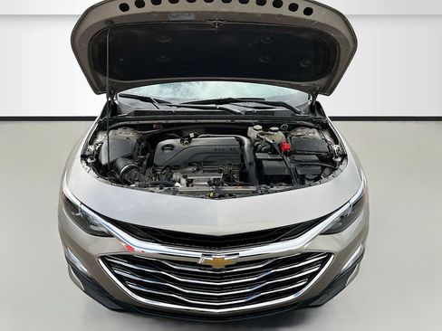 Used 2025 Chevrolet Malibu LS FWD image 30