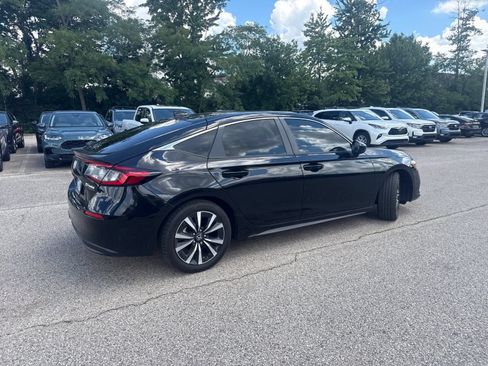 Used 2024 Honda Civic EX-L image 32