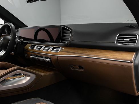 Used 2024 Mercedes-Benz GLE 53 AMG 4MATIC Coupe image 22