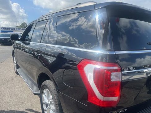 Used 2020 Ford Expedition XLT w/ Equipment Group 202A image 3