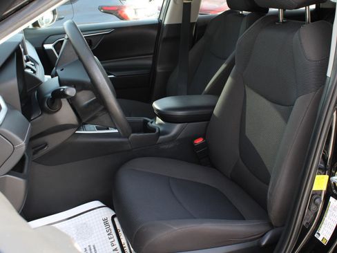 Used 2023 Toyota RAV4 LE image 15