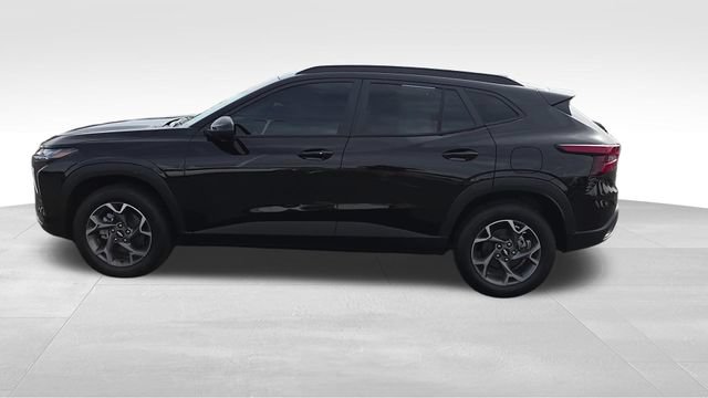 Certified 2026 Chevrolet Trax LT w/ LT Convenience Package FWD image 9