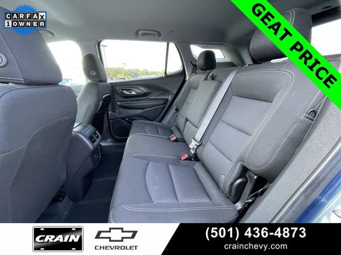 Used 2024 GMC Terrain SLE image 27