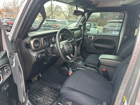 Used 2021 Jeep Wrangler Unlimited Sport image 13