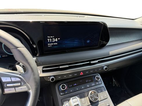 Used 2025 Hyundai Palisade Limited AWD/4WD image 12