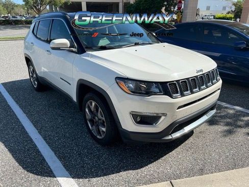 Used 2018 Jeep Compass Limited w/ Safe & Security Group FWD image 3