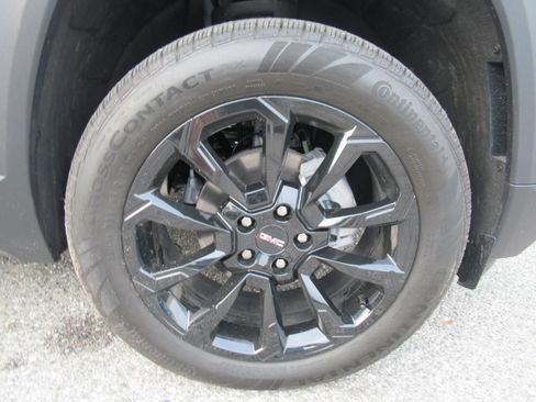 Used 2026 GMC Terrain Elevation w/ Black Edition FWD image 8