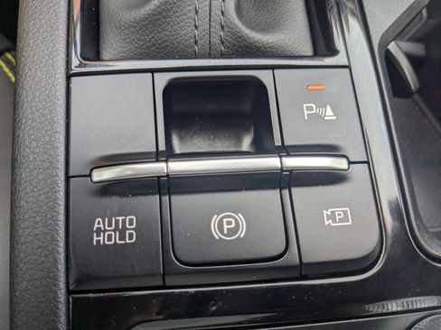 Certified 2025 Kia K5 GT image 24