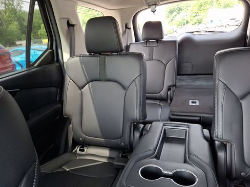 Certified 2024 Honda Pilot EX-L image 18
