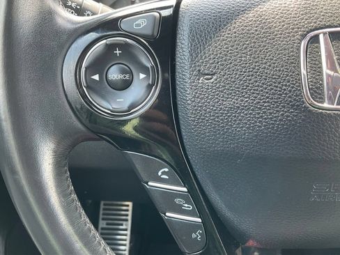 Used 2016 Honda Accord Sport image 22