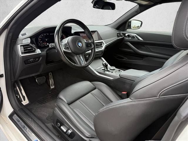 Used 2023 BMW M440i Convertible w/ Premium Package RWD image 10
