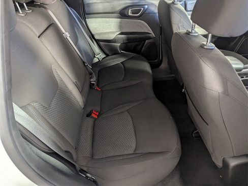 Certified 2023 Jeep Compass Sport image 28