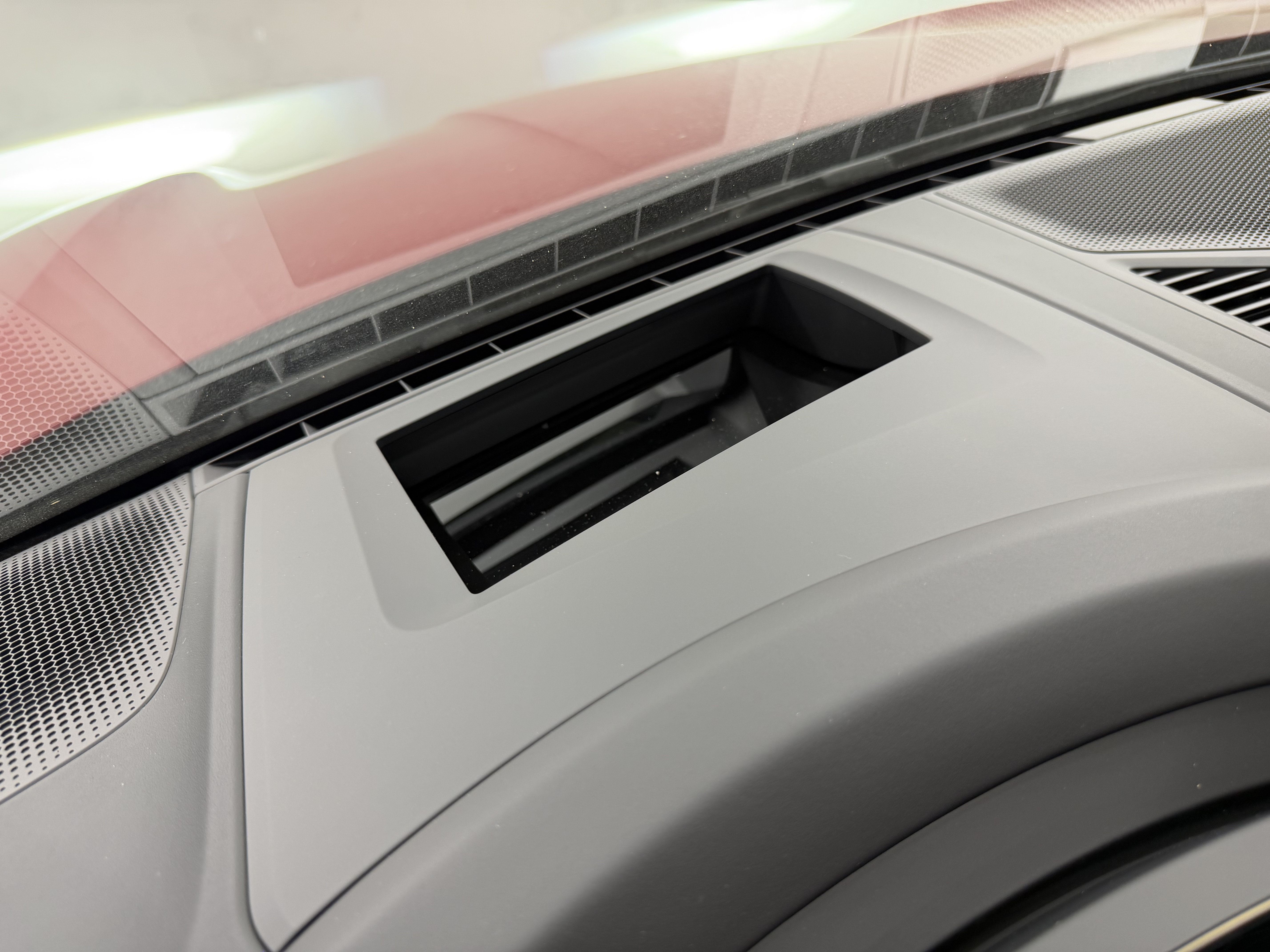 New 2026 Porsche Cayenne GTS AWD/4WD image 58